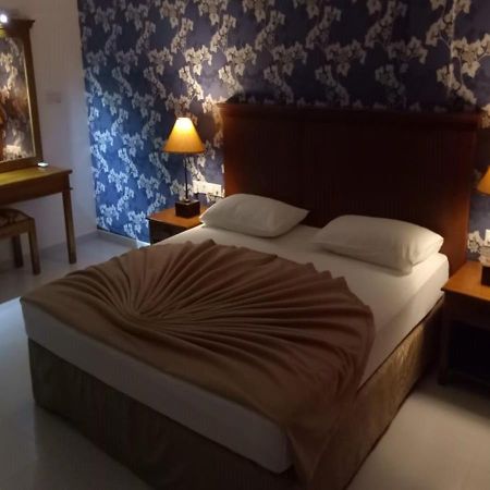 Garden Beach Hotel Kalutara Eksteriør bilde