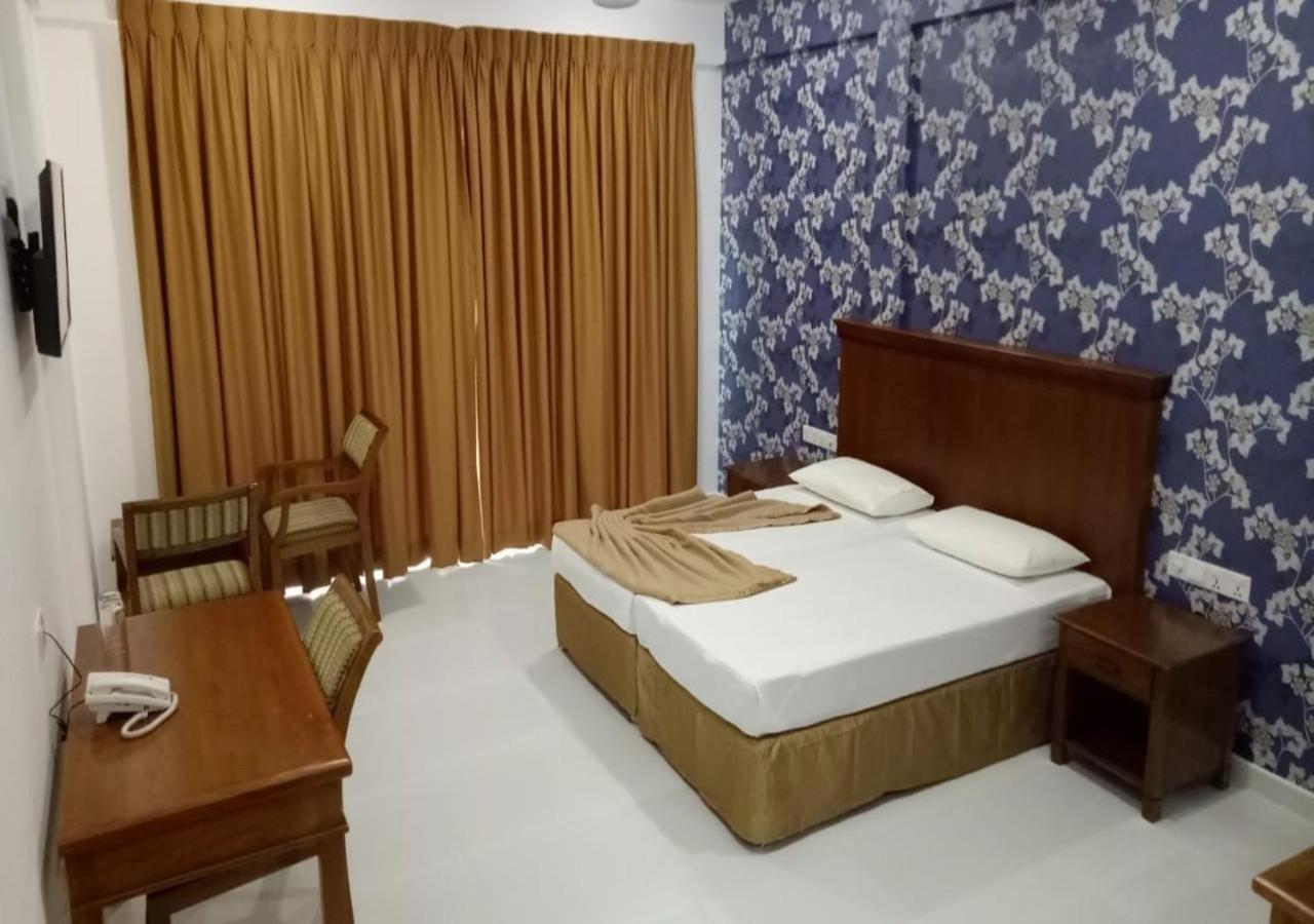 Garden Beach Hotel Kalutara Eksteriør bilde