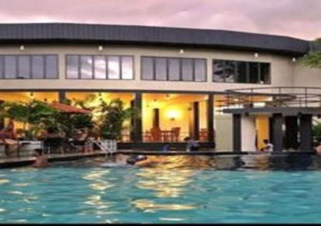 Garden Beach Hotel Kalutara Eksteriør bilde