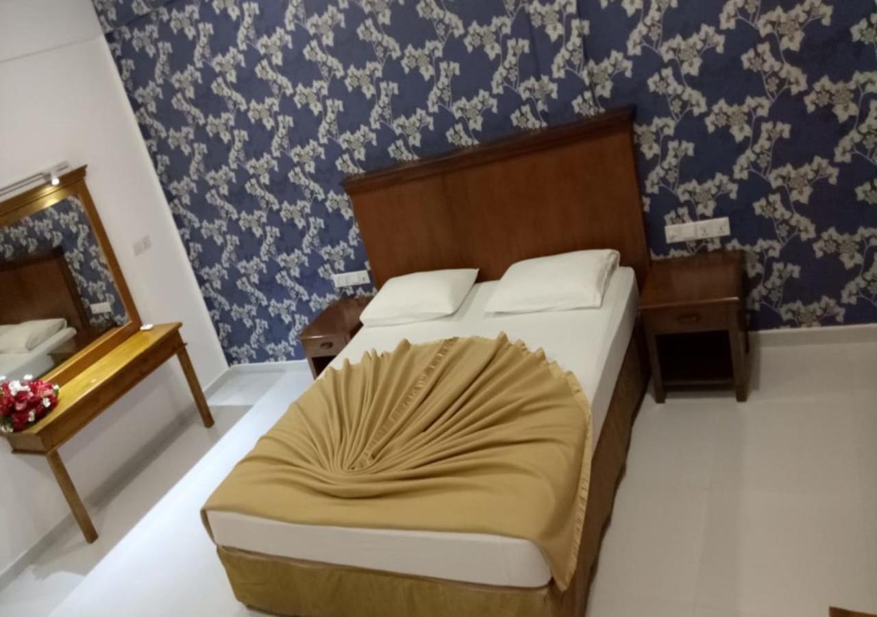 Garden Beach Hotel Kalutara Eksteriør bilde