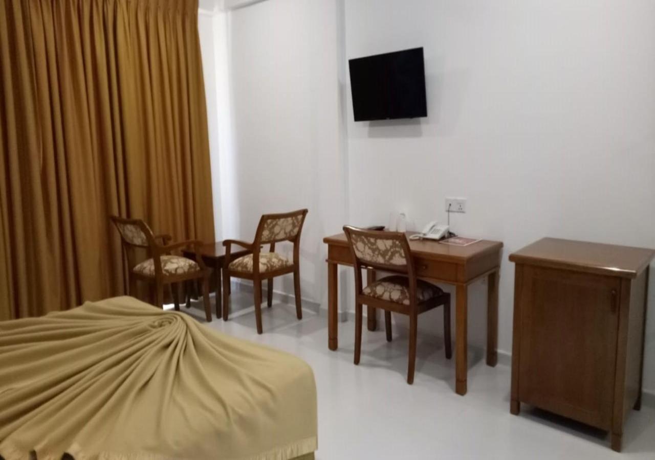 Garden Beach Hotel Kalutara Eksteriør bilde