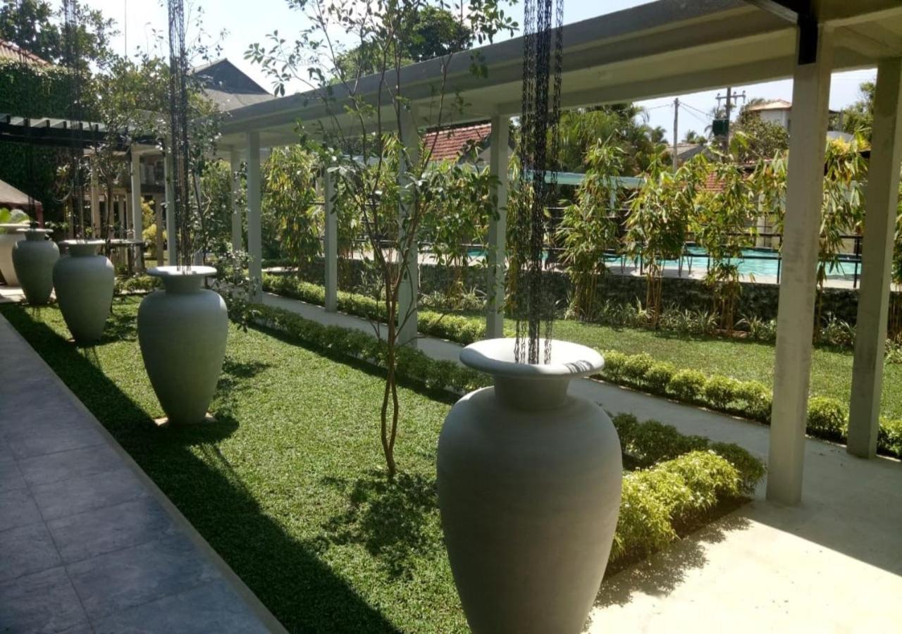 Garden Beach Hotel Kalutara Eksteriør bilde