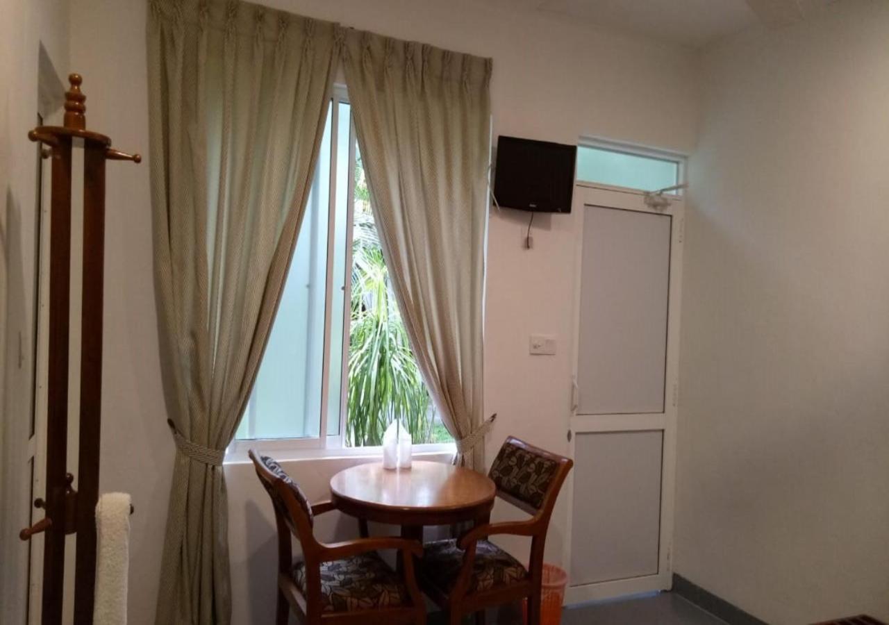 Garden Beach Hotel Kalutara Eksteriør bilde