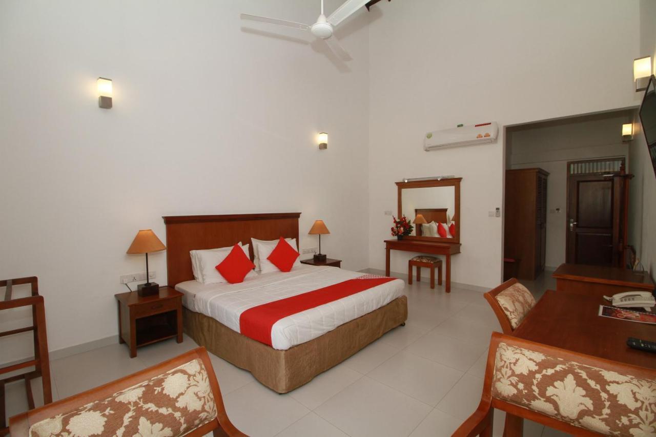 Garden Beach Hotel Kalutara Eksteriør bilde