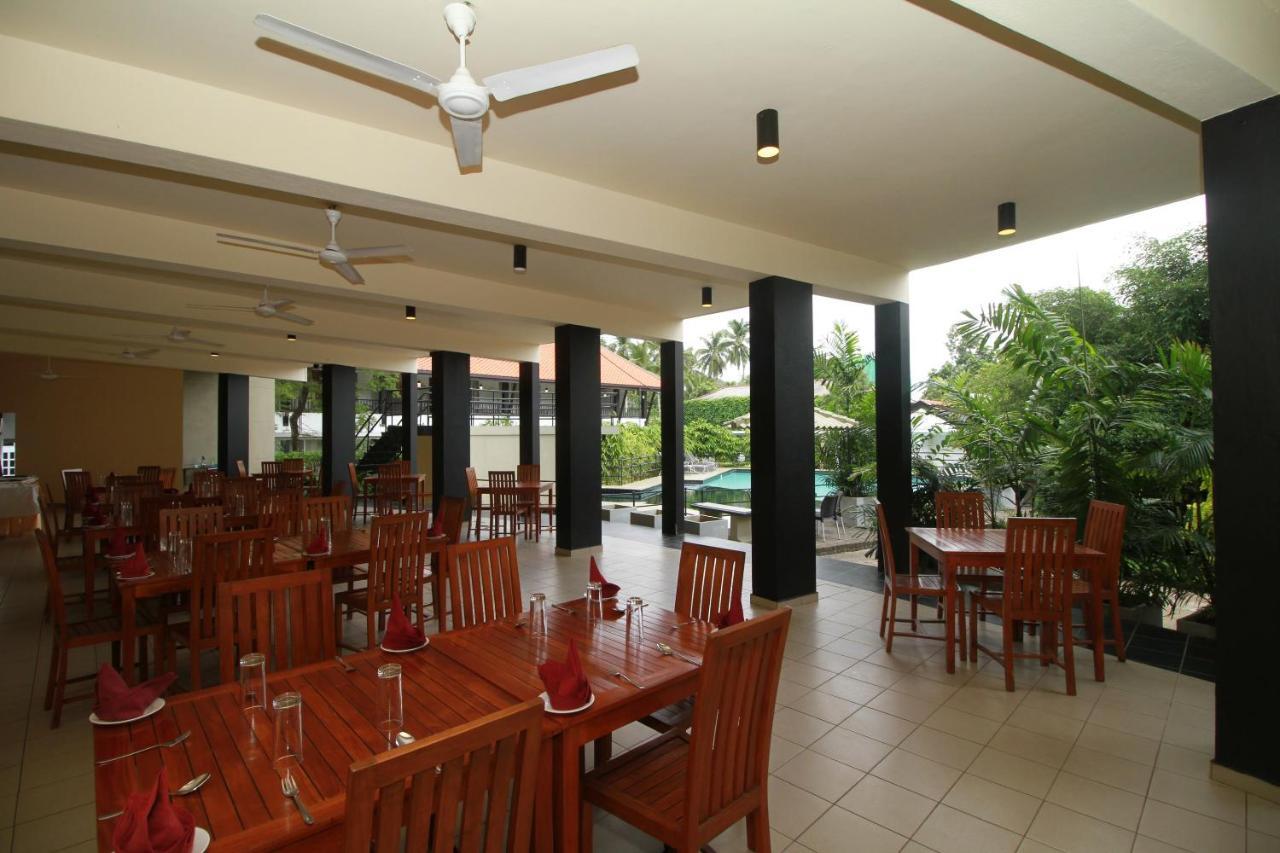 Garden Beach Hotel Kalutara Eksteriør bilde
