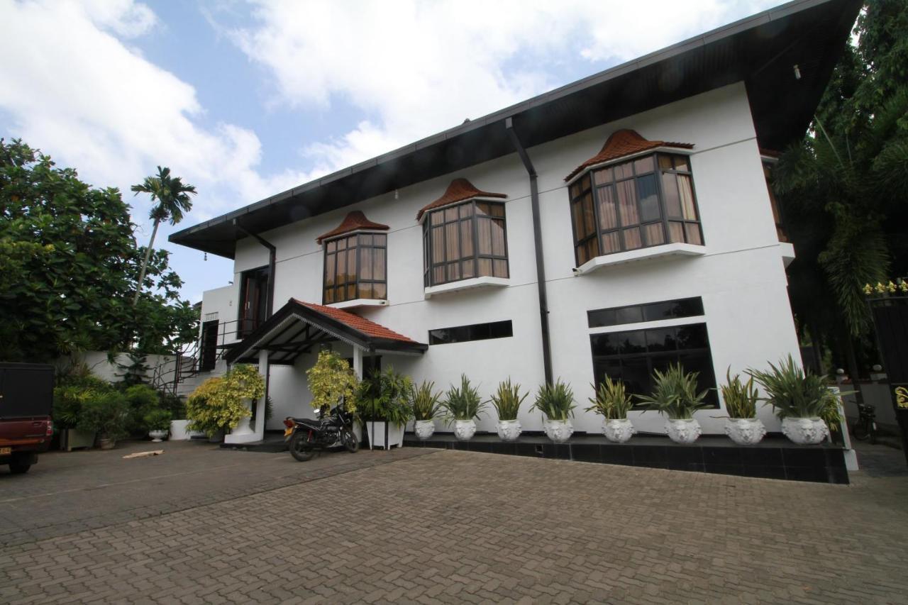 Garden Beach Hotel Kalutara Eksteriør bilde